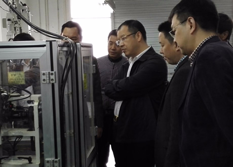 杨齐总裁到恒峰g22深圳分公司调研